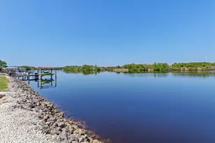 8320 Riverside Dr, Punta Gorda, FL 33982 - Photo 32