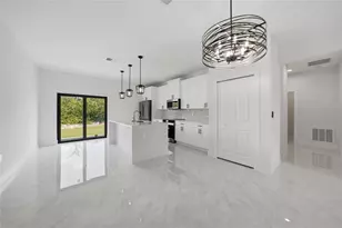 11370 Gulfstream Blvd, Port Charlotte, FL 33981 - Photo 10
