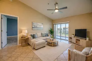 12515 McGregor Blvd, Fort Myers, FL 33919 - Photo 8