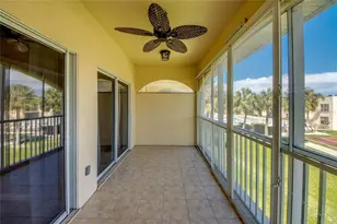 12515 McGregor Blvd, Fort Myers, FL 33919 - Photo 24