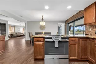 18 Annapolis Ln, Rotonda West, FL 33947 - Photo 16