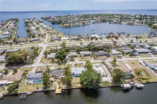 815 Conreid Dr NE, Port Charlotte, FL 33952 - Photo 32