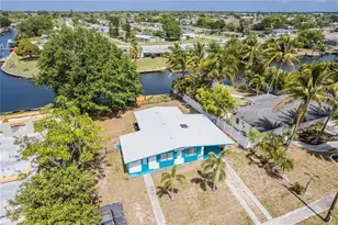 815 Conreid Dr NE, Port Charlotte, FL 33952 - Photo 4