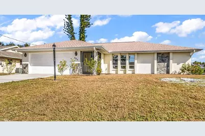 285 Mark Twain Lane, Rotonda West, FL 33947 - Photo 1