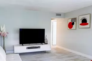 592 Fanshaw O, Boca Raton, FL 33434 - Photo 8