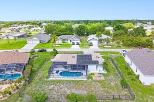 390 Tres Lagoas St, Punta Gorda, FL 33983 - Photo 2