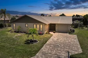 380 Coronado Dr, Punta Gorda, FL 33950 - Photo 1