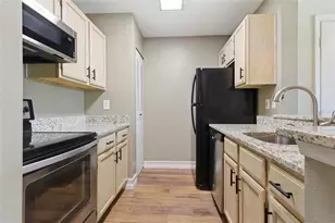 4037 Crockers Lake Blvd, Sarasota, FL 34238 - Photo 6
