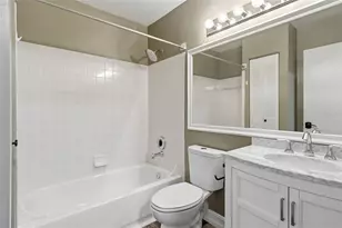 4037 Crockers Lake Blvd, Sarasota, FL 34238 - Photo 4
