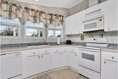 24437 Harborview Road #106, Punta Gorda, FL 33980 - Photo 10