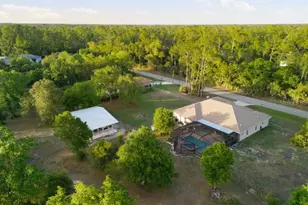 2105 Bennett Ln, North Port, FL 34288 - Photo 2