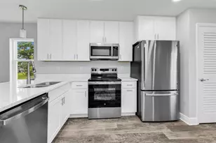 301 E Virginia Ave, Punta Gorda, FL 33950 - Photo 10