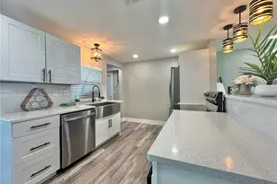 3324 Port Charlotte Blvd, Port Charlotte, FL 33952 - Photo 4