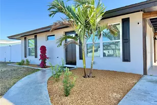 3324 Port Charlotte Blvd, Port Charlotte, FL 33952 - Photo 2