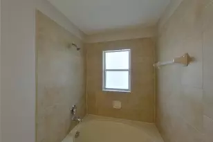 15512 Telford Spring Dr, Ruskin, FL 33573 - Photo 10