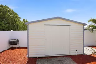 361 Wherley Ave SE, Port Charlotte, FL 33952 - Photo 26