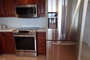 101 N Marion Ct, Punta Gorda, FL 33950 - Photo 10