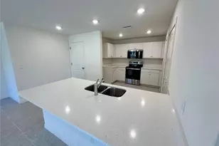 41 Round Tree Dr, Palm Coast, FL 32164 - Photo 2