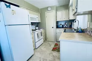 553 Fleetwood St, North Port, FL 34287 - Photo 14