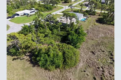 274 Sweetwater Drive, Rotonda West, FL 33947 - Photo 8