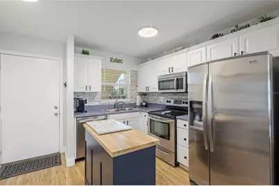 915 Beach Road #215, Siesta Key, FL 34242 - Photo 4