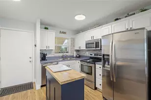 915 Beach Rd, Siesta Key, FL 34242 - Photo 4