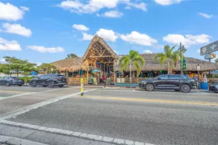 915 Beach Rd, Siesta Key, FL 34242 - Photo 70