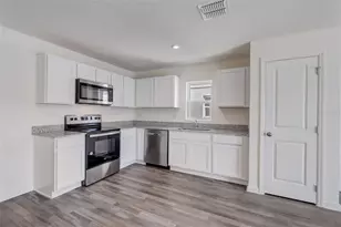 2300 Oklahoma Dr, Sumterville, FL 33585 - Photo 10