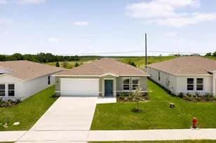 3521 Dahlia Dr, Lake Hamilton, FL 33851 - Photo 2