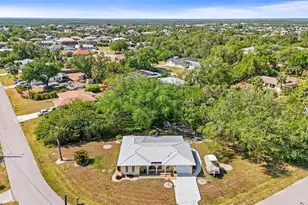 18399 Burkholder Cir, Port Charlotte, FL 33948 - Photo 2