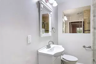 1328 Divot Ln, Tampa, FL 33612 - Photo 42