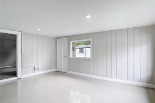 1328 Divot Ln, Tampa, FL 33612 - Photo 22