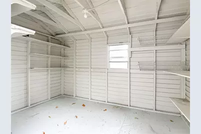 1328 Divot Lane, Tampa, FL 33612 - Photo 54