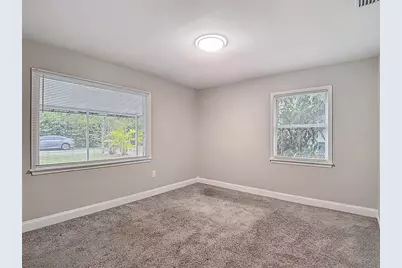 1328 Divot Lane, Tampa, FL 33612 - Photo 38