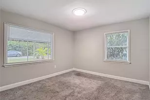 1328 Divot Ln, Tampa, FL 33612 - Photo 38