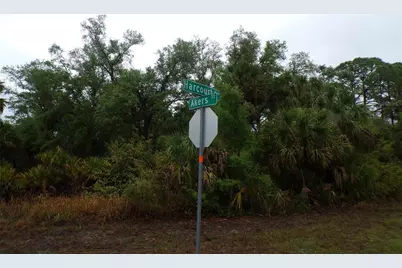 14333 Harcourt Avenue, Port Charlotte, FL 33953 - Photo 12