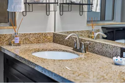 408 Delwood Breck Street, Ruskin, FL 33570 - Photo 54