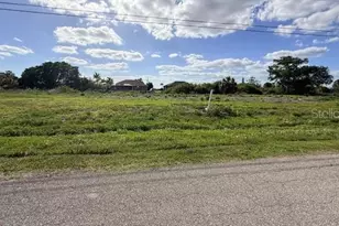 1916 NE 23rd Pl, Cape Coral, FL 33909 - Photo 1