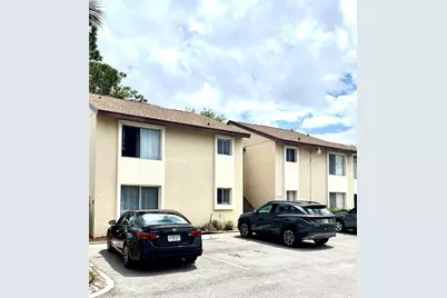 2724 Hidden Lake Boulevard #A, Sarasota, FL 34237 - Photo 2
