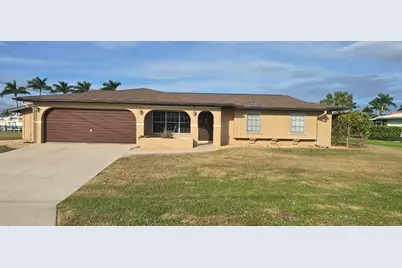 110 Sinclair Street SE, Port Charlotte, FL 33952 - Photo 2