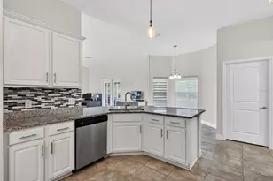 501 San Cristobal Ave, Punta Gorda, FL 33983 - Photo 12