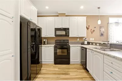 701 Aqui Esta Drive #218, Punta Gorda, FL 33950 - Photo 12