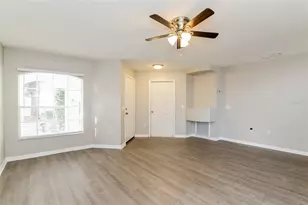 540 Royal Ridge Dr, Davenport, FL 33837 - Photo 4