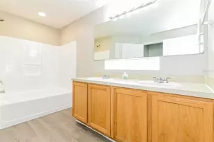 540 Royal Ridge Dr, Davenport, FL 33837 - Photo 8