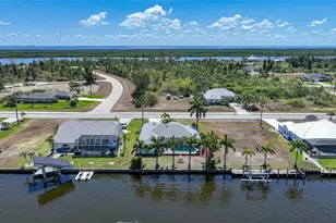 9325 St Paul Dr, Port Charlotte, FL 33981 - Photo 4