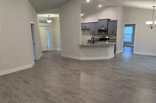20237 Navajo Ln, Port Charlotte, FL 33952 - Photo 6
