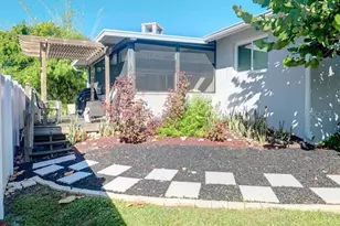 323 Dolphin Pkwy, Punta Gorda, FL 33950 - Photo 16