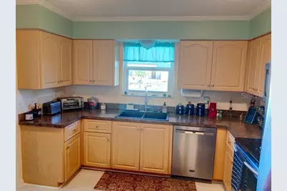 323 Dolphin Parkway, Punta Gorda, FL 33950 - Photo 4