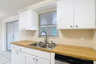 7219 Gulf Highlands Dr, Port Richey, FL 34668 - Photo 18