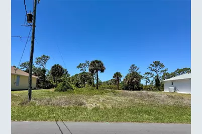 135 Long Meadow Lane, Rotonda West, FL 33947 - Photo 4